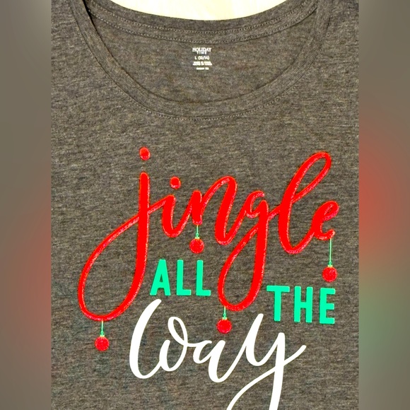 Christmas Tee, size L (12-14), pre-owned, like new. - Picture 3 of 3